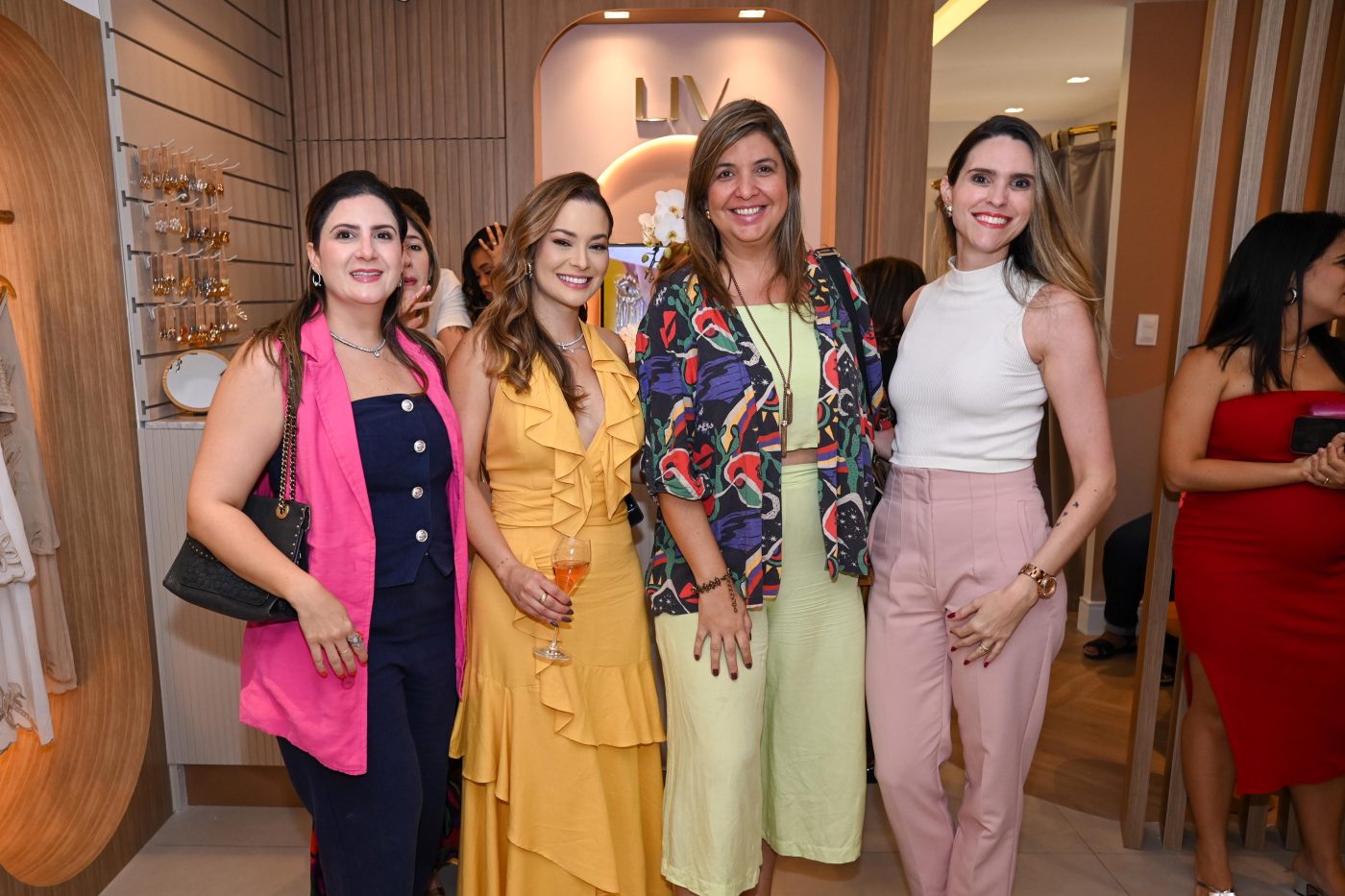 Fernanda Leitão, Livia de Moraes, Elisa Almeida e Maria Andion