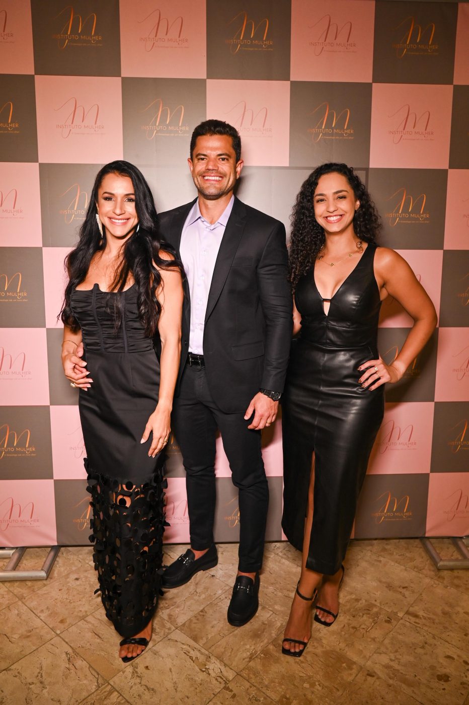 Vanessa Suzart, Lucas Casais e Helen Araújo