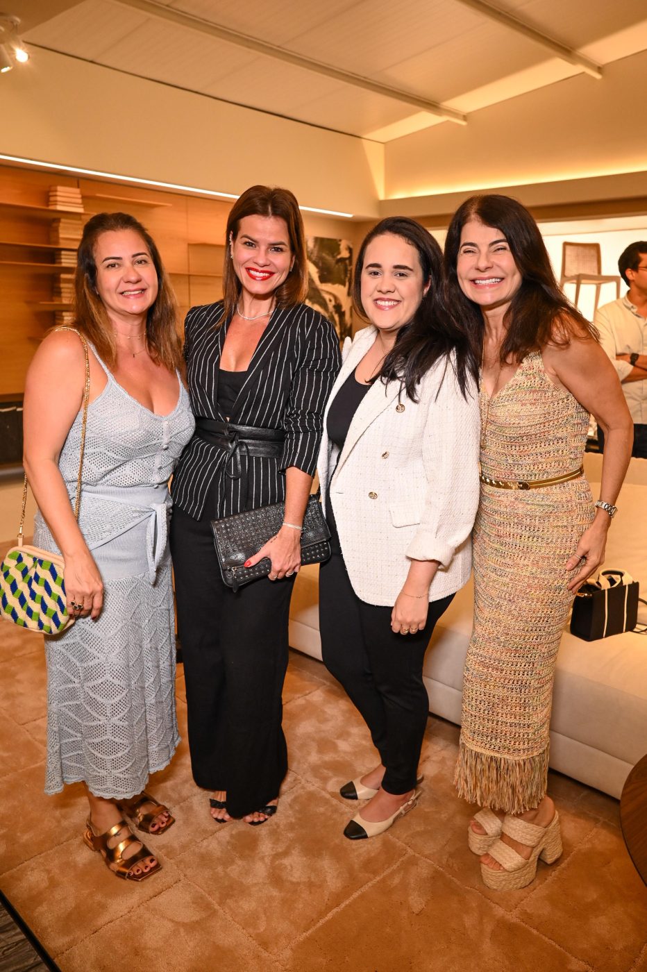 Simone Selem, Paula Moura, Luana Felício e Iolanda Almeida