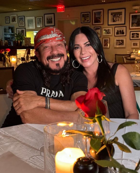 Bell Marques antecipa comemoração de aniversário de 72 anos com jantar em Miami