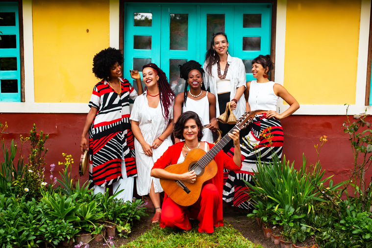 Grupo feminino de samba criado na Chapada Diamantina se apresenta em Salvador