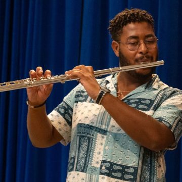 Premiado flautista baiano, radicado na Suíça, se apresenta em Salvador neste fim de semana