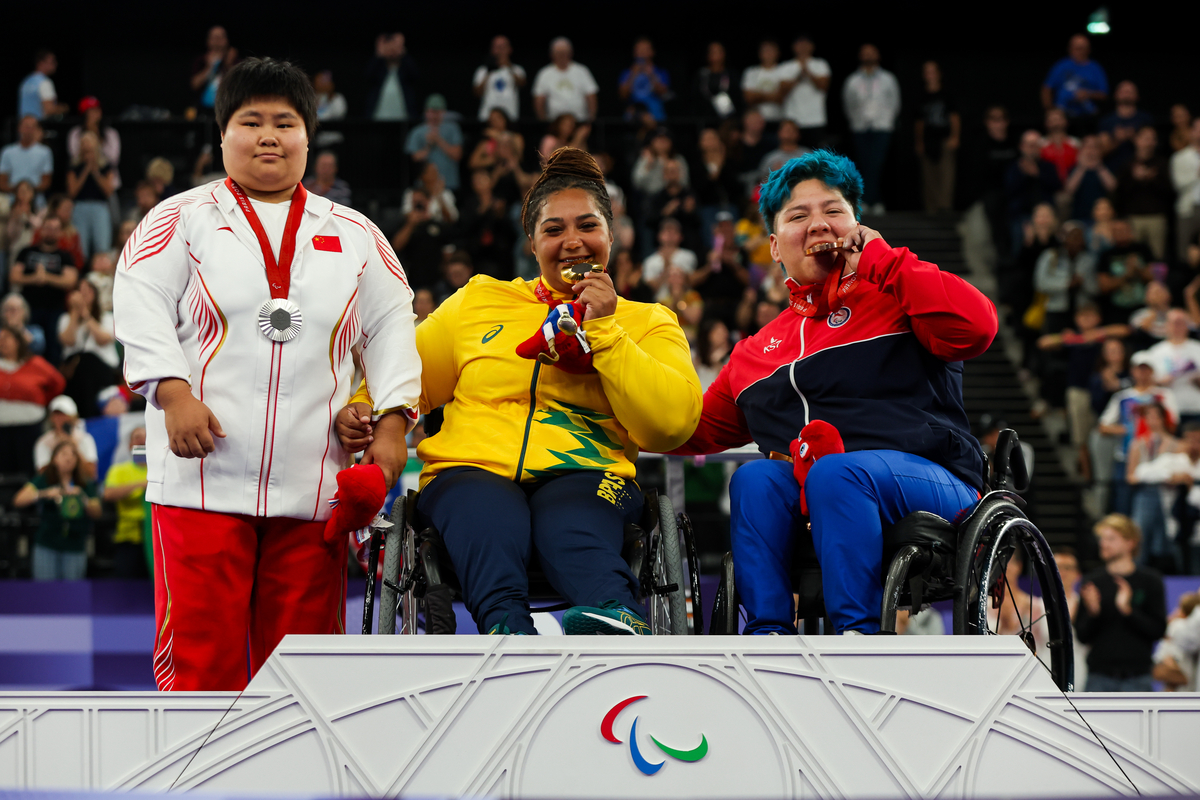 Brasil bate recordes e encerra Paralimpíada no top 5 do quadro de medalhas