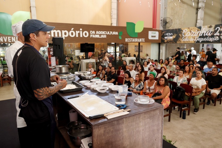 Mesa ao Vivo celebra a alta gastronomia baiana e nacional no Mercado do Rio Vermelho