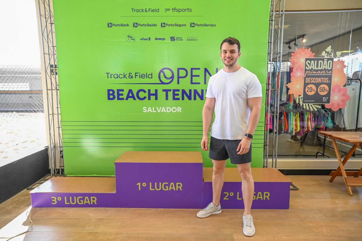 Giro de fotos: campeonato de beach tennis da Track & Field em Salvador reúne cerca de 500 atletas