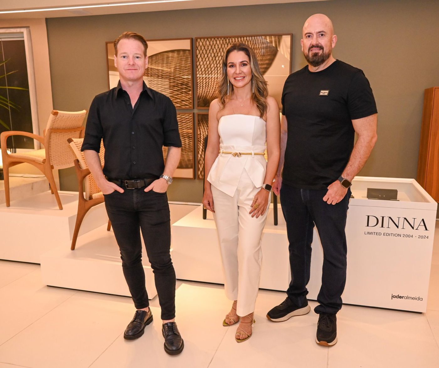 Home Design Salvador promove evento com Jader Almeida para celebrar 20 anos da cadeira Dinna; veja fotos