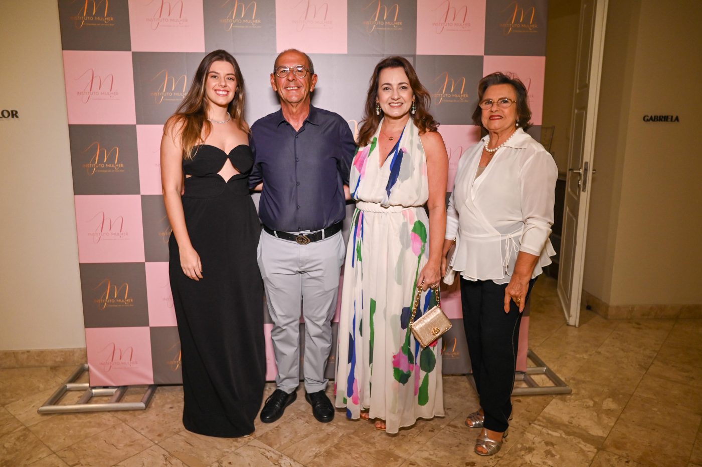 Marina Menezes, Lourival Garcez, Célia Mattos e Carmem Menezes