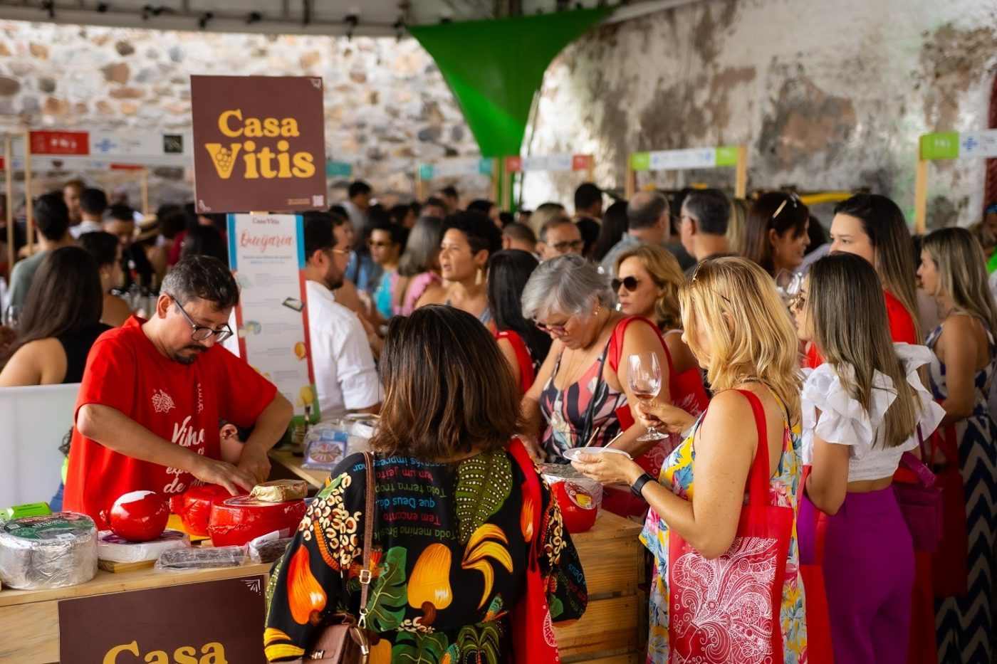 Após sucesso de 1ª edição, maior festival de vinhos brasileiros volta a Salvador em novo espaço