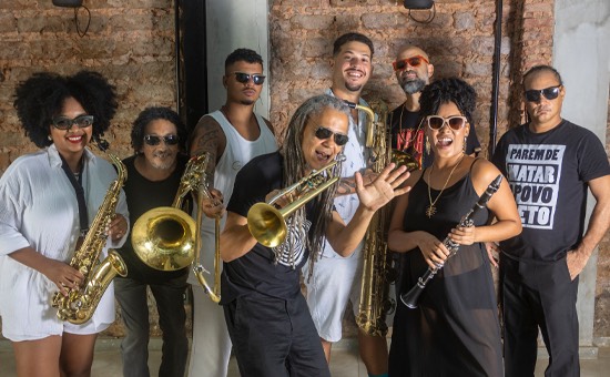 Grupo Skanibais celebra 10 anos com show especial na Sala do Coro do Teatro Castro Alves