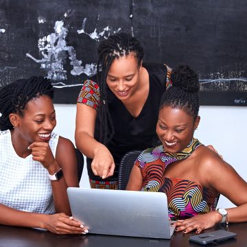 Mulheres negras baianas são beneficiadas por programa gratuito de aceleração de carreiras