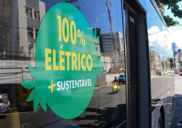 Ônibus elétrico passa por testes em linha de Salvador a partir desta terça (10)