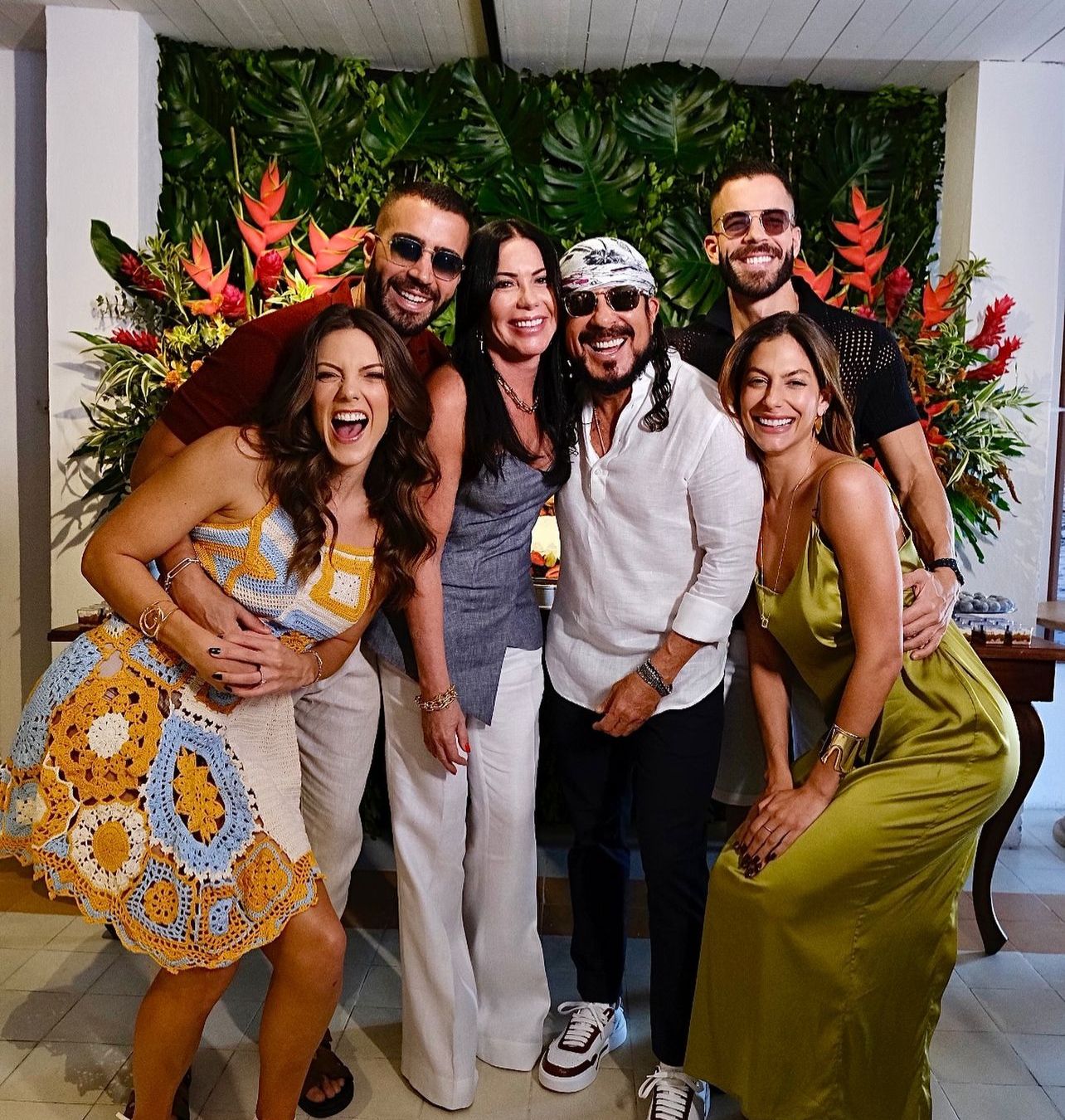 Rafa Marques comemora aniversário com festa no Corredor da Vitória; veja fotos