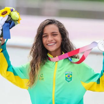 Rayssa Leal é bicampeã mundial de skate street