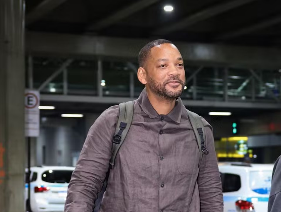 Will Smith chega ao Brasil para se apresentar no Rock in Rio 2024