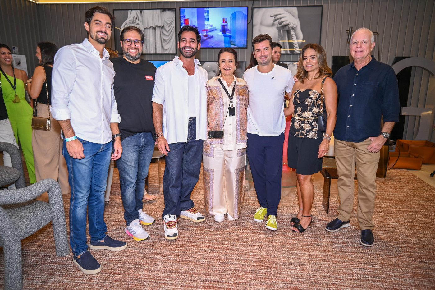 Vitor Coelho, Adriano Guedes, Marlon Gama, Magali Santana, Lucas Recchia, Roberta e Paulo Coelho