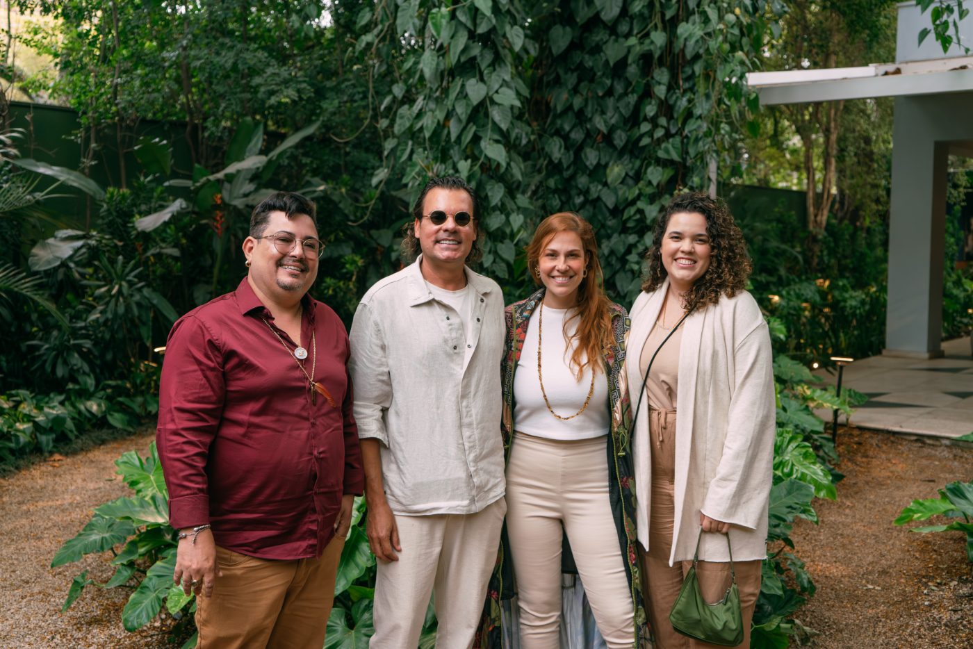 Jorge, Carlos Leandro Reis, Carolina Peceguini e Amanda Amorim.