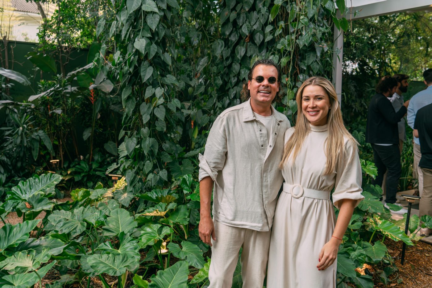 Carlos Leandro Reis e Camila Barros