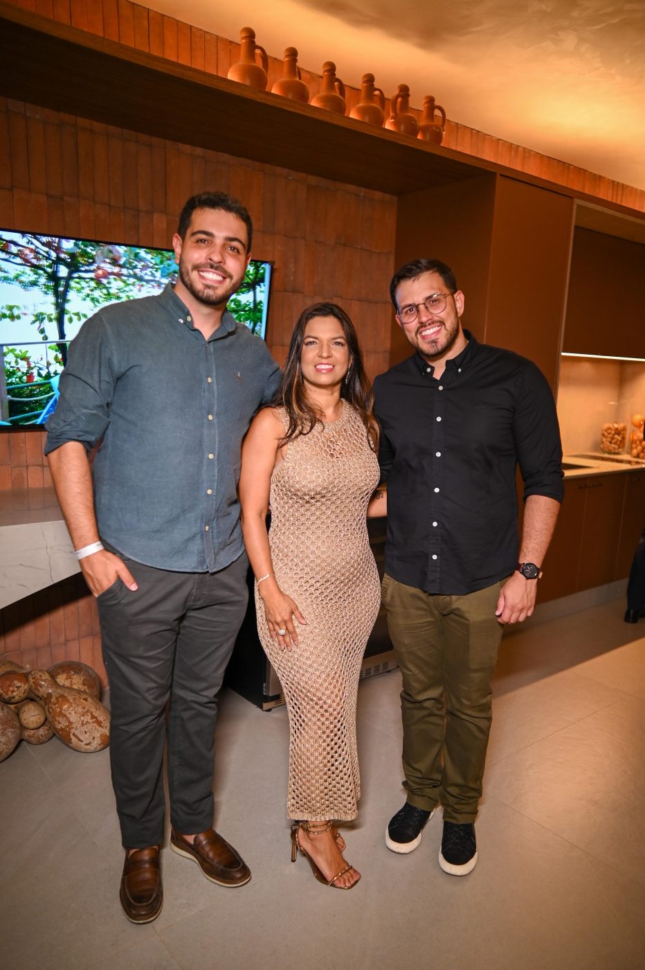 Leonardo Botelho, Carol Barreto e Tairon Sousa