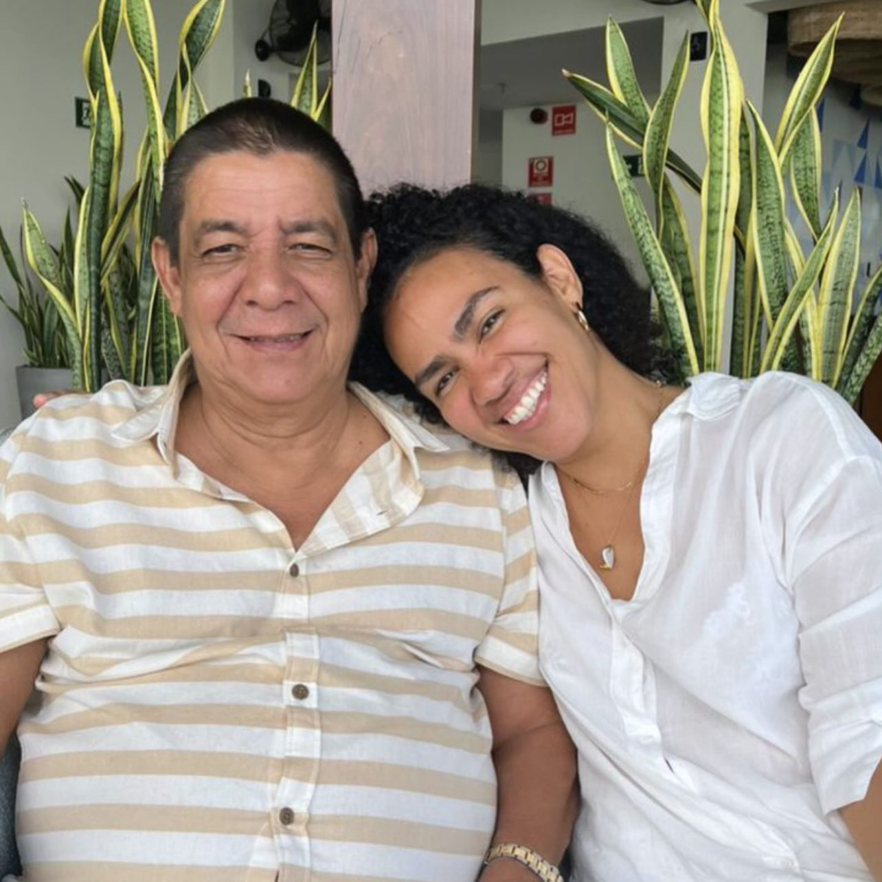 Em Salvador, Zeca Pagodinho encontra Mariene de Castro