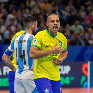 Hexa-campeão: Brasil derruba Argentina e conquista Copa do Mundo de Futsal