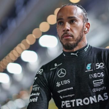 Lewis Hamilton enfrenta depressão desde a adolescência e desabafa: ‘Não tinha ninguém com quem conversar’