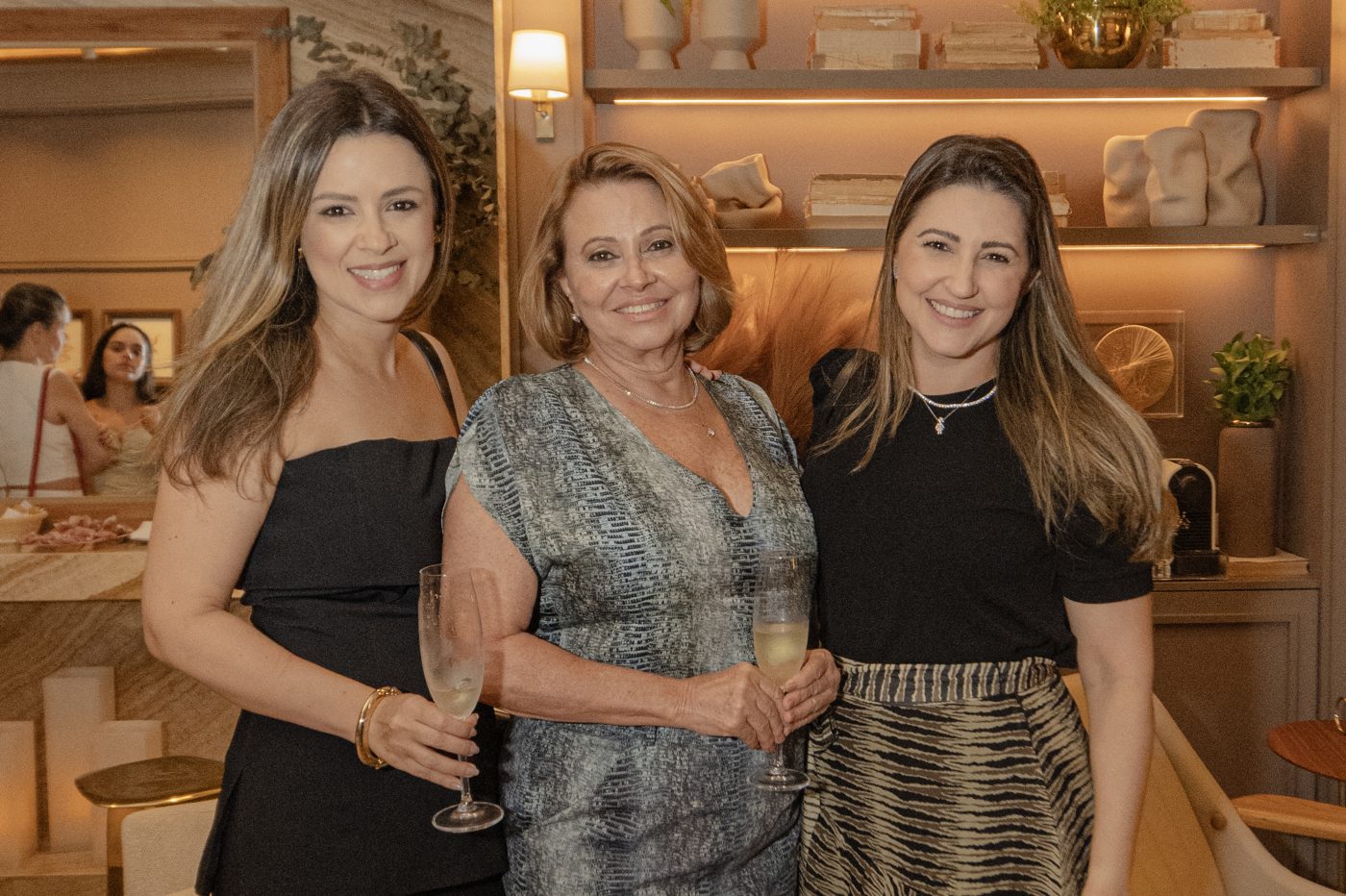 Gabriela Souza, Vivi Souza e Fernanda Souza