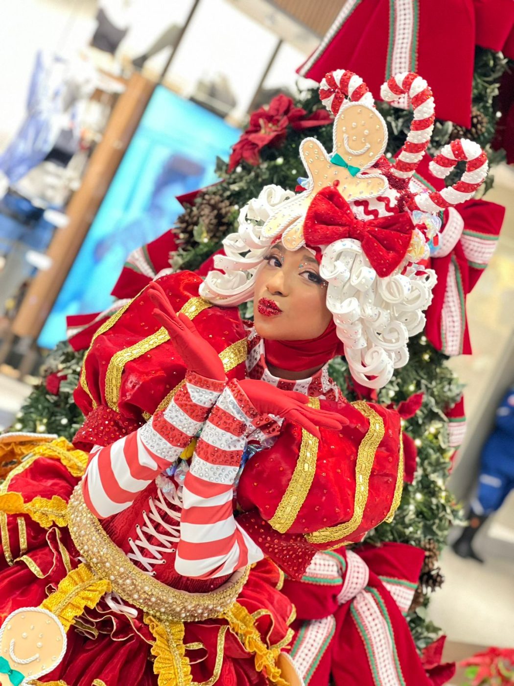 ‘Uni, Duni, Tê’: shopping inaugura decoração de Natal ao som de cantora baiana e com ambiente imersivo