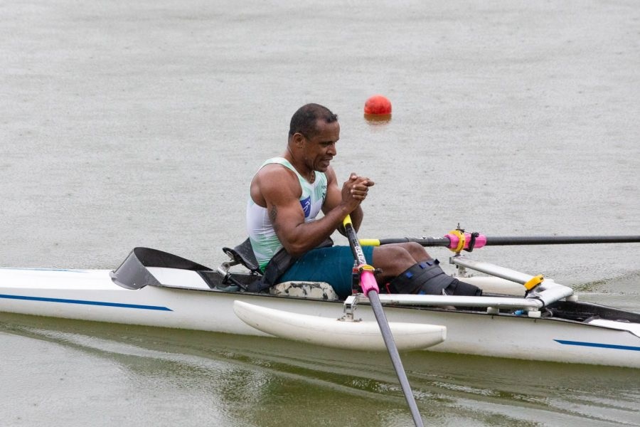 Oito vezes campeão brasileiro, remador paralímpico baiano sonha com CT em Salvador