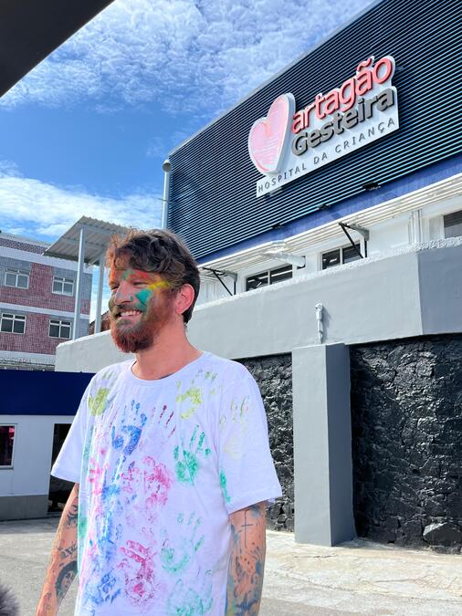 Saulo grava campanha da 6ª Corrida Colorida do Martagão Gesteira: “Feliz e maravilhosa”