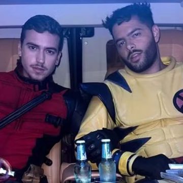 Pedro Sampaio e namorado se fantasiam de Deadpool e Wolverine para Halloween