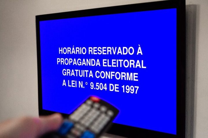 Eleições 2024: Propaganda eleitoral no rádio e na TV é retomada nesta sexta-feira (11)