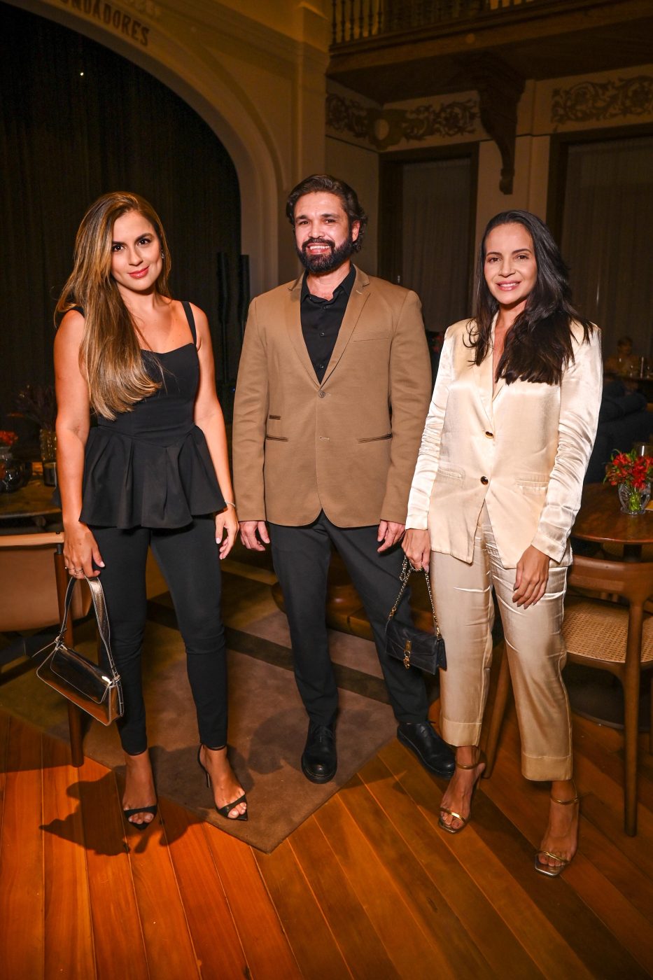 Bianca Mota, Danilo Oliveira e Caroline Brito