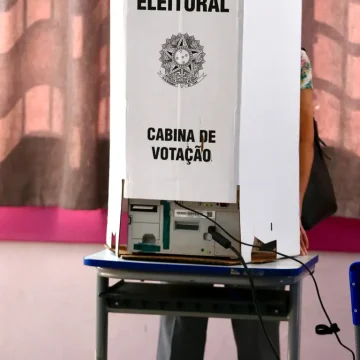 Termina votação em todo o país; acompanhe a apuração em tempo real