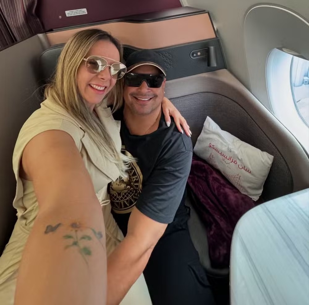 Carla Perez e Xanddy fazem viagem romântica para comemorar aniversário de casamento