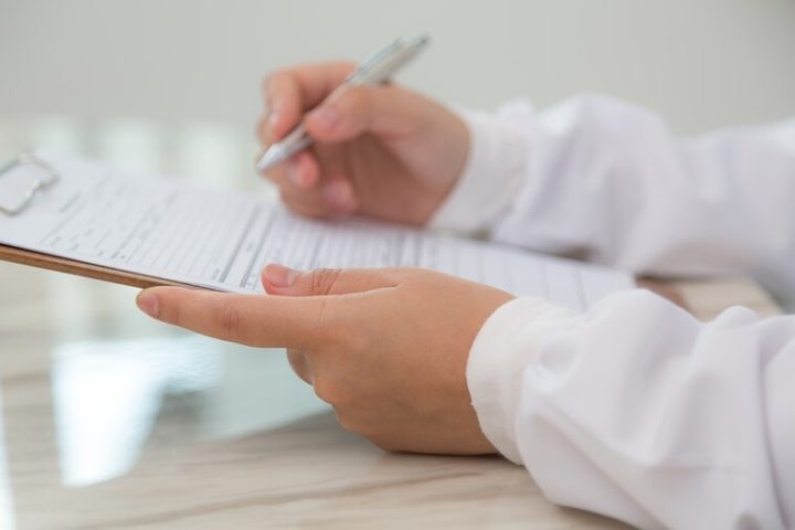 Atestados médicos terão validação digital a partir de novembro; entenda