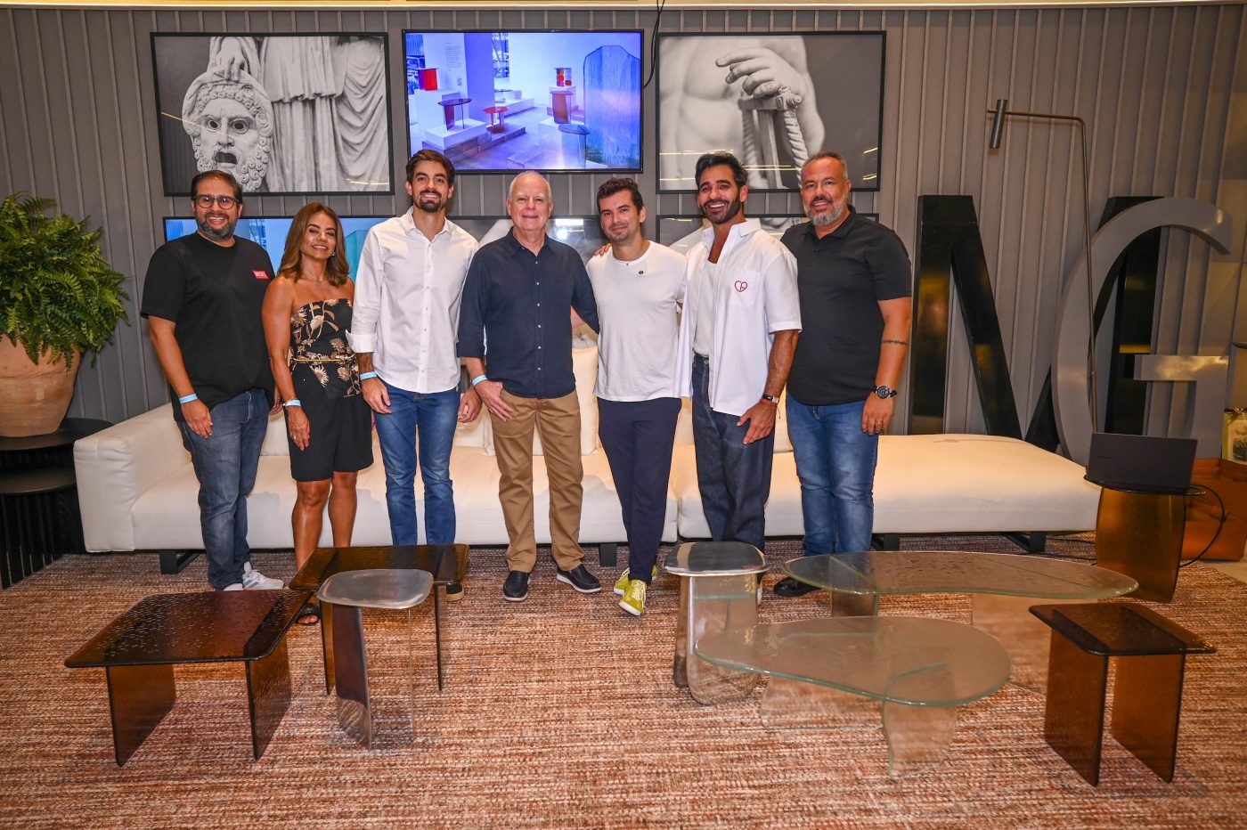 Adriano Guedes, Roberta, Vitor, Paulo Coelho, Lucas Recchia, Marlon Gama e Luciano Vargas