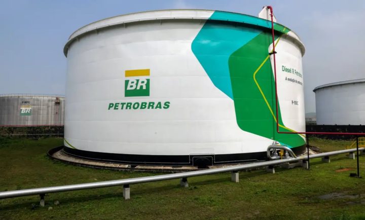 Petrobras assina contrato de venda de petróleo com estatal indiana