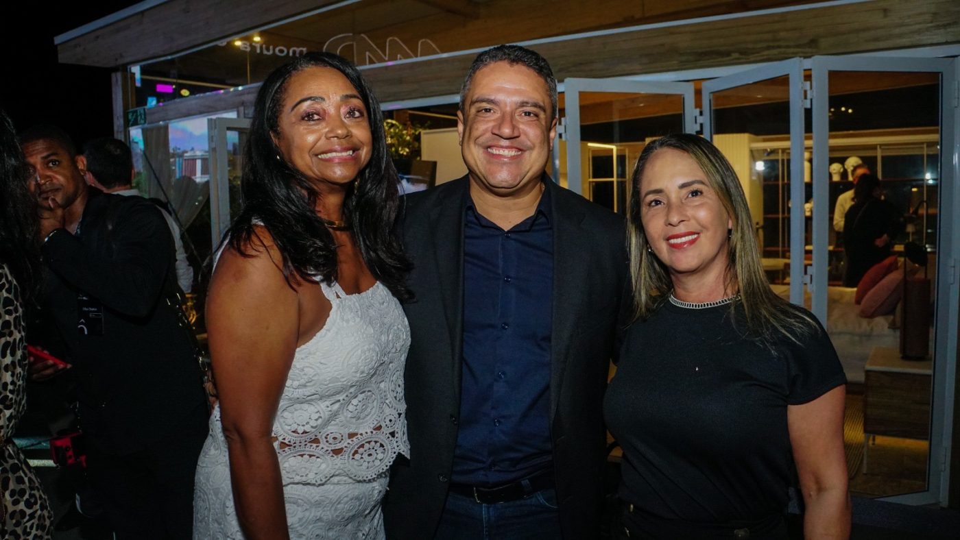 Cláudia Ferreira, Normando Júnior e Maria Isabel Elias