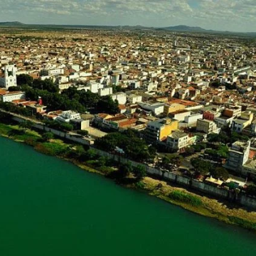 Bahia e mais 14 estados entram em alerta para chuvas intensas, aponta Inmet