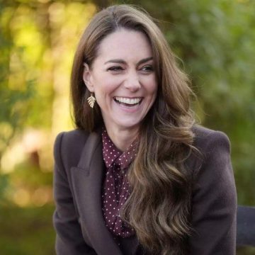 De surpresa, Kate Middleton faz primeira visita pública após fim da quimioterapia; veja fotos