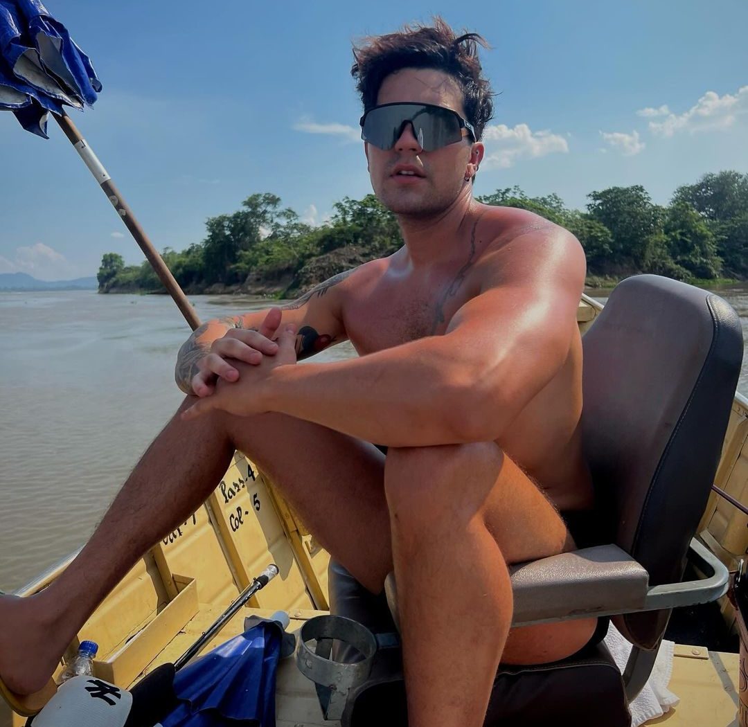 Luan Santana abre álbum de fotos no Pantanal e ganha elogio de fãs: ‘Que peixão’