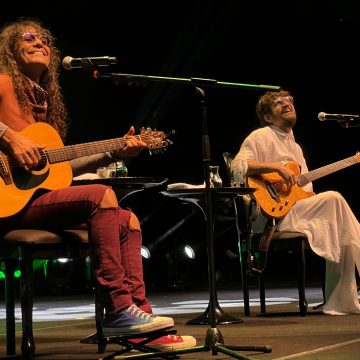 Em Concha Acústica lotada, Luiz Caldas e Saulo recebem Durval Lélys e dão um gostinho do Carnaval 2025