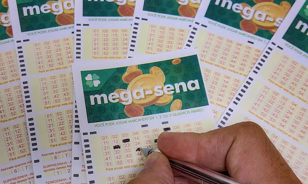 R$ 105 milhões: Mega-Sena sorteia nesta sexta-feira (1º) prêmio acumulado