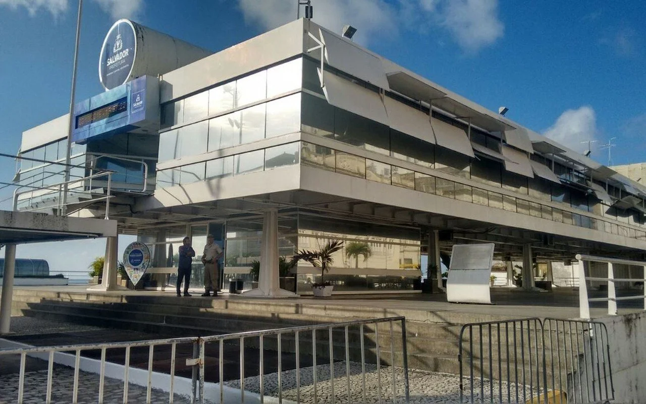 Prefeitura de Salvador decreta ponto facultativo no Dia do Servidor Público