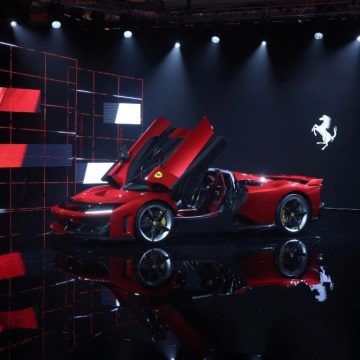 Ferrari lança supercarro avaliado em mais de R$ 22 milhões