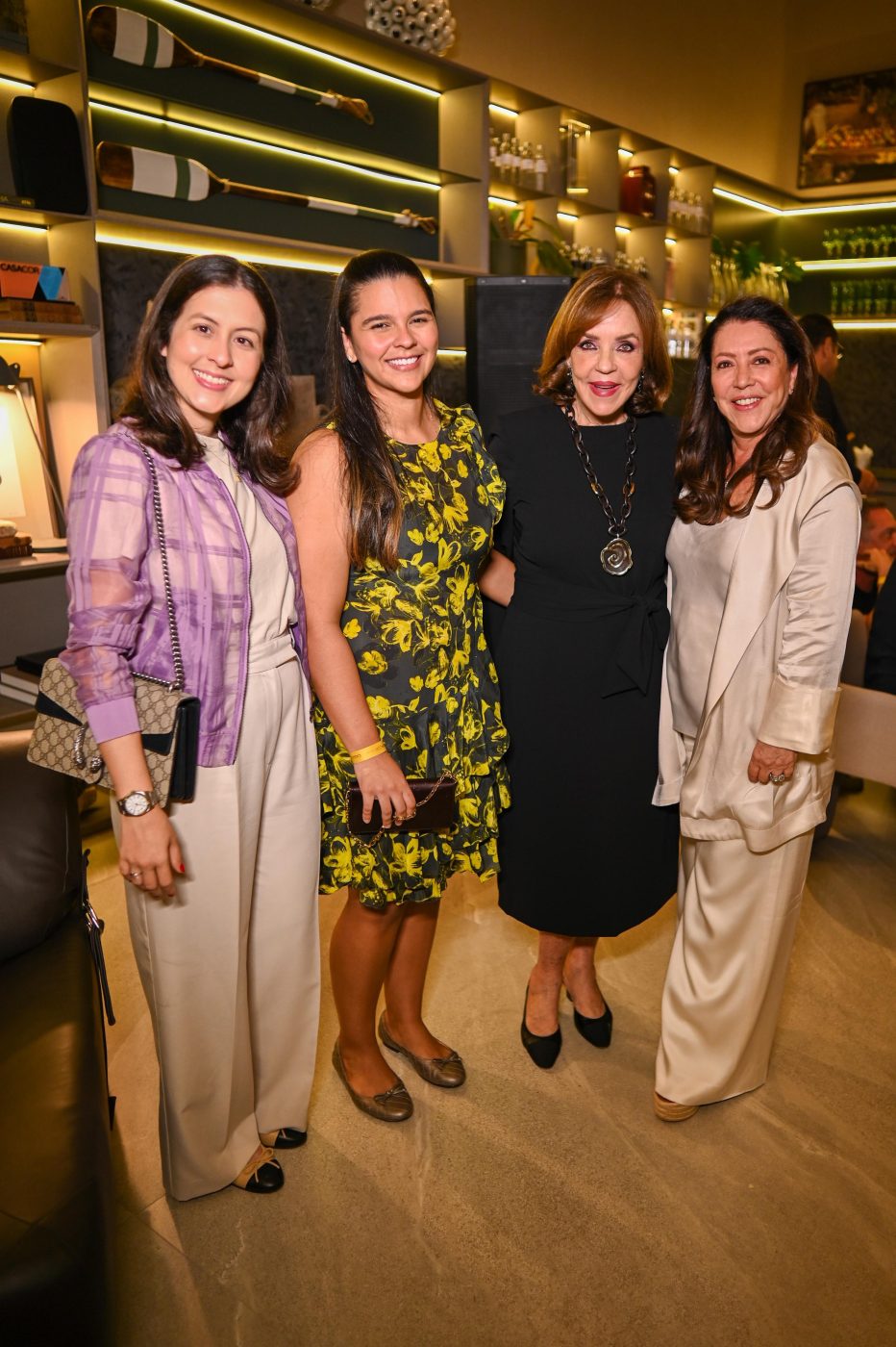 Isabelle Bitencourtt, Marcela Mendonça, Fátima Scarpa e Aurora Mendonça