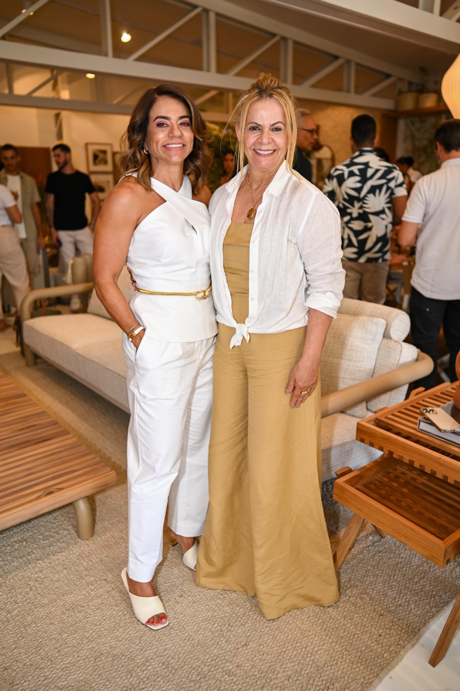 Roberta Coelho e Rosângela Meira