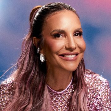 Ivete Sangalo mostra árvore de Natal temática em seu apartamento em Salvador; veja foto