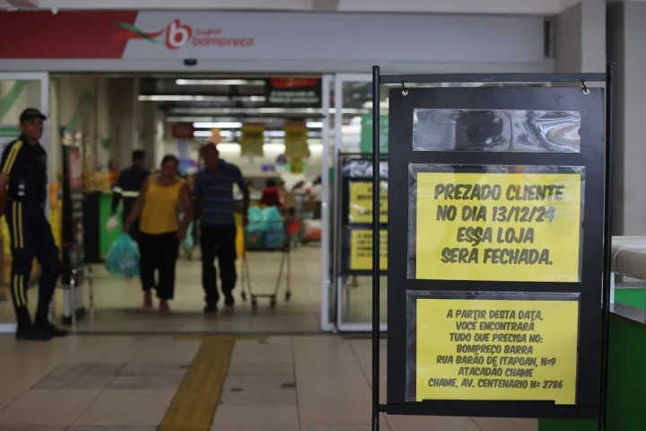 Grandes descontos: Supermercado anuncia fim de três unidades em Salvador e gera corrida de clientes