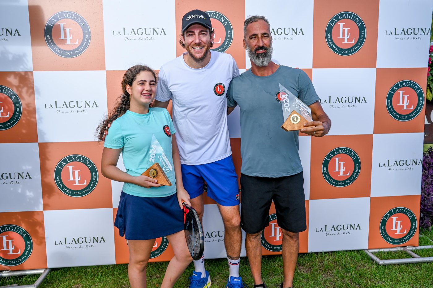 Maria Andari, Marcelo Demoliner e Guga Braga